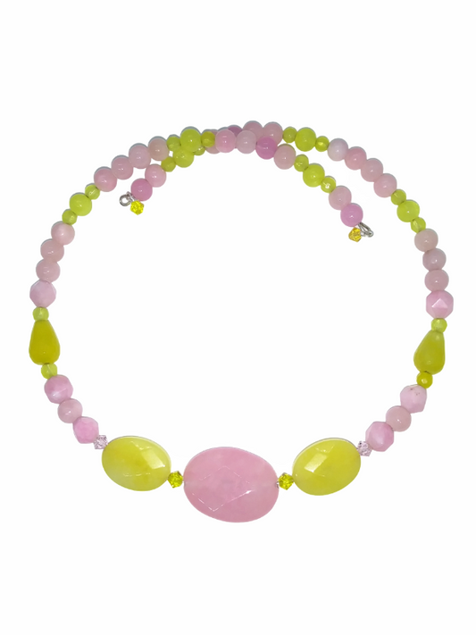 Choker with pink and yellow beads on a white background